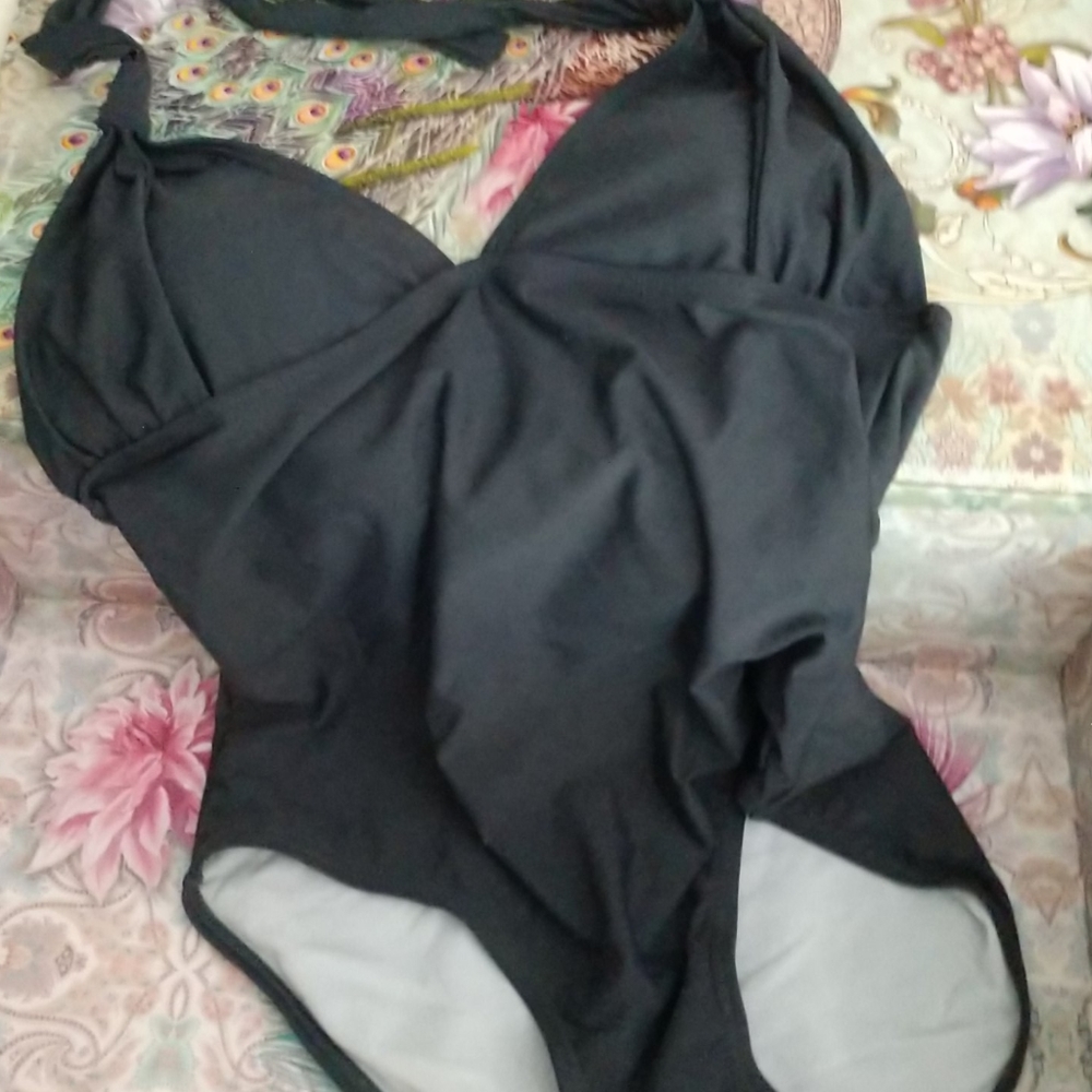 CHRISTMAS NWT Rhona Sutton One Piece Swimsuit NWT